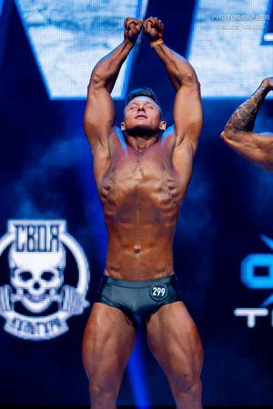 СLASSIC PHYSIQUE НОВИЧКИ